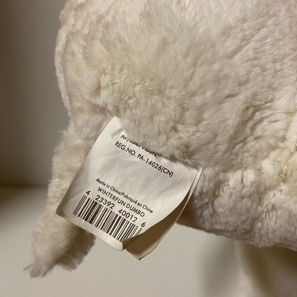 Disney Store Exclusive Winterfun Dumbo Plush Christmas Elephant Stuffed Animal - Picture 11 of 12